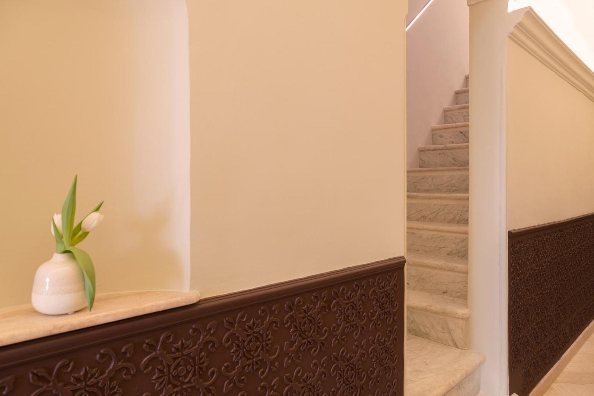 Barberini Retreat Hotel Rome Exterior photo
